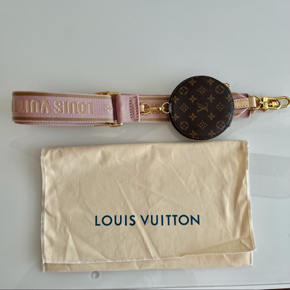 Louis Vuitton BANDOULIÈRE pink strap